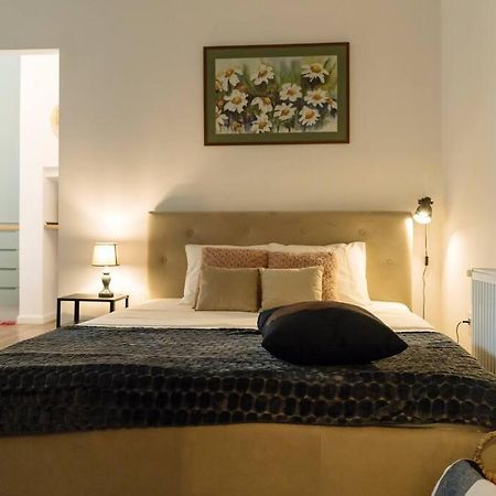 Cozy Studio Next To House Of Parliament Bucarest Extérieur photo