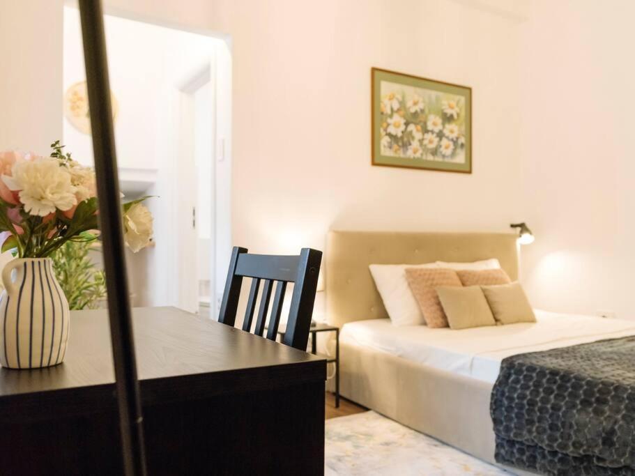 Cozy Studio Next To House Of Parliament Bucarest Extérieur photo